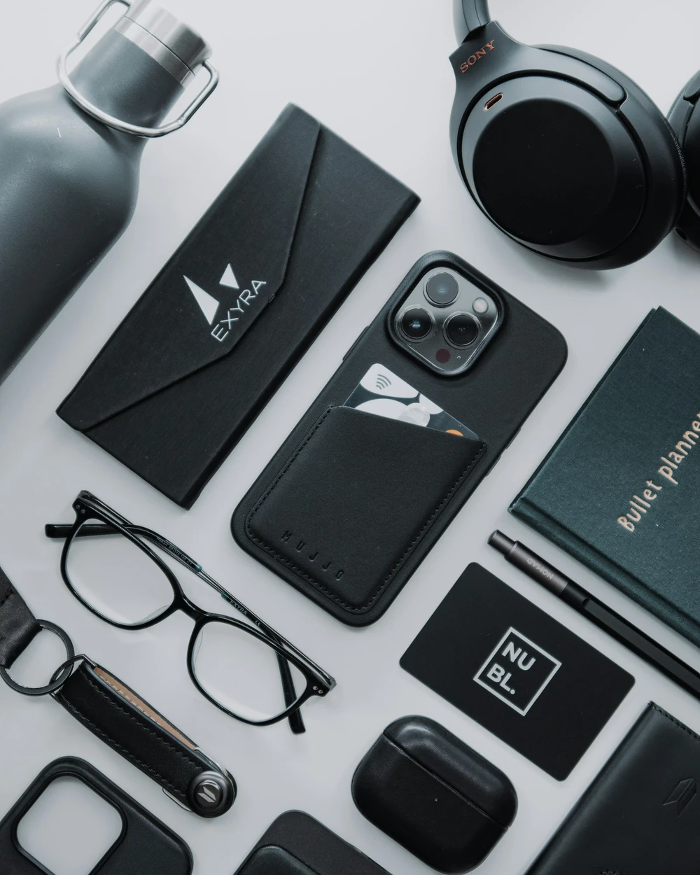 Flatlay produk aksesori; foto stok